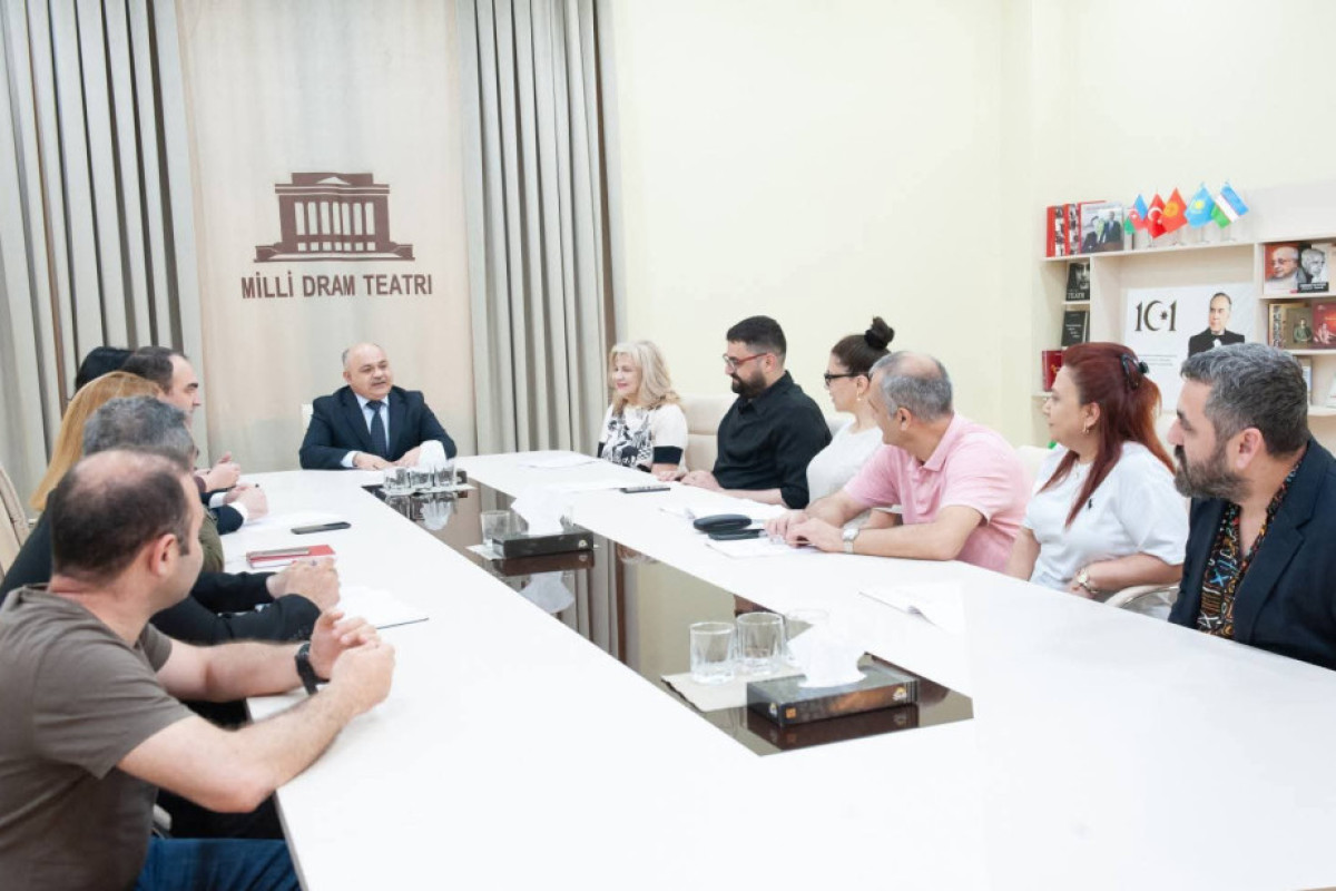 Milli Teatrda "Payız sonatası"  hazırlanır