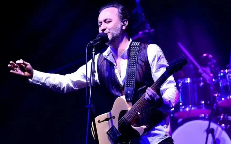 Tanınmış müğənni xəstəxanaya yerləşdirildi