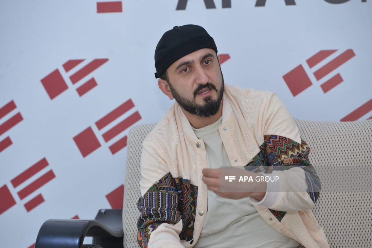 Rəşad Nağı Mustafa:  "Müəllifin ölkədəki  siyasi prosesi əsərinə gətirmək borcu yoxdur" - Müsahibə 