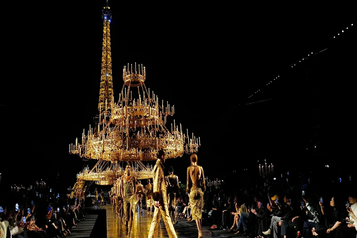 2027 Paris Moda həftəsi - Tanınmış simaların iştirakı ilə 