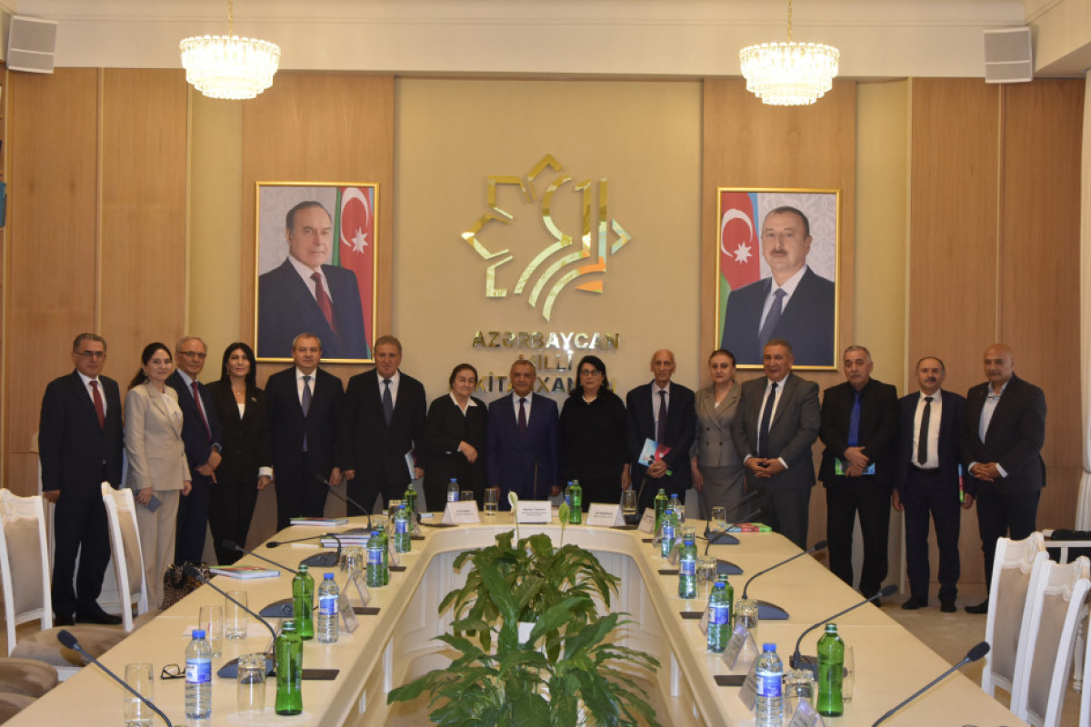 Şirməmməd Hüseynovun “İstiqlal söhbətləri”  təqdim edildi