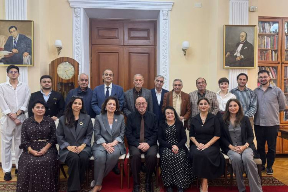 Bəstəkar Aydın Əzimovun yaradıcılığına həsr olunan dəyirmi masa