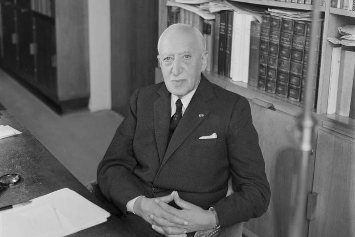 "Ərlə arvadın birgə həyata uyğunlaşmasından ötrü onların arasında..." - Andre Morua  
