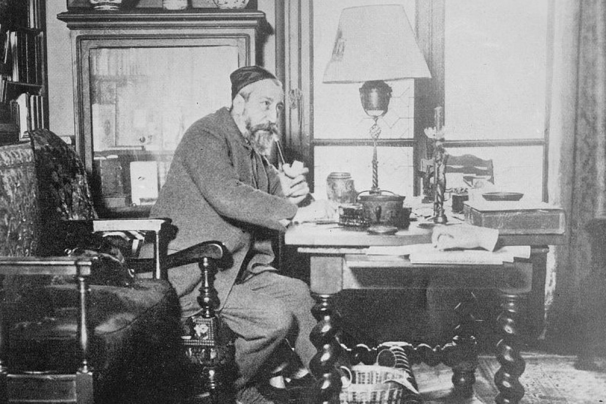 "Təvazökarlıq insanın öz həqiqi dəyərini anlamasıdır..." - Anatol Fransın sitatları  
