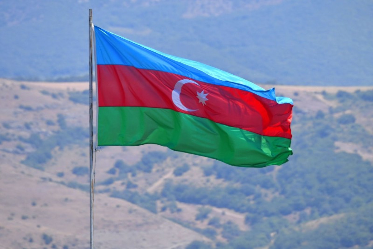 18 oktyabr - Müstəqillyin Bərpası Günüdür 