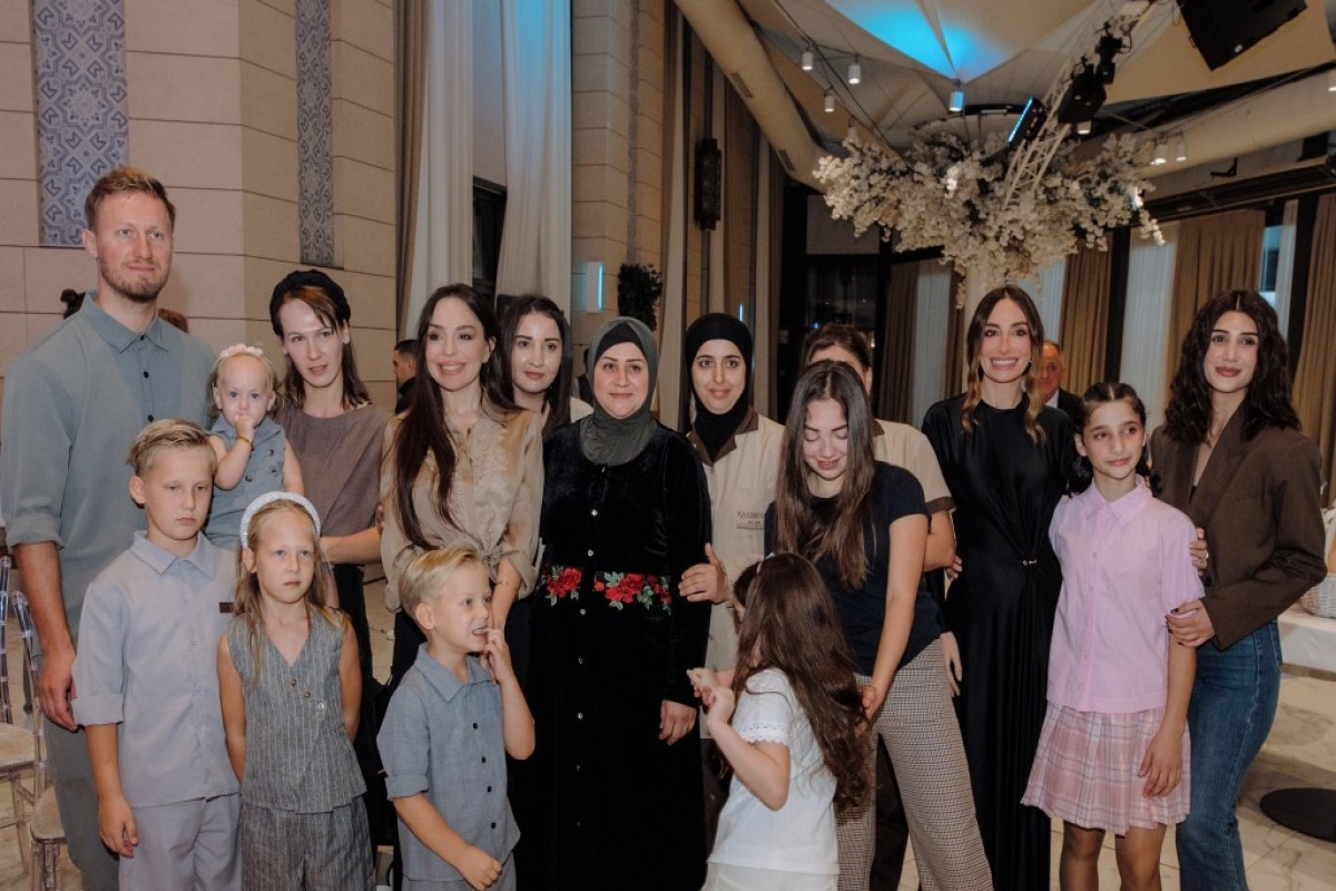 Leyla Əliyeva və Arzu Əliyeva “Cənnətin ariyası” layihəsi çərçivəsində konsertdə 