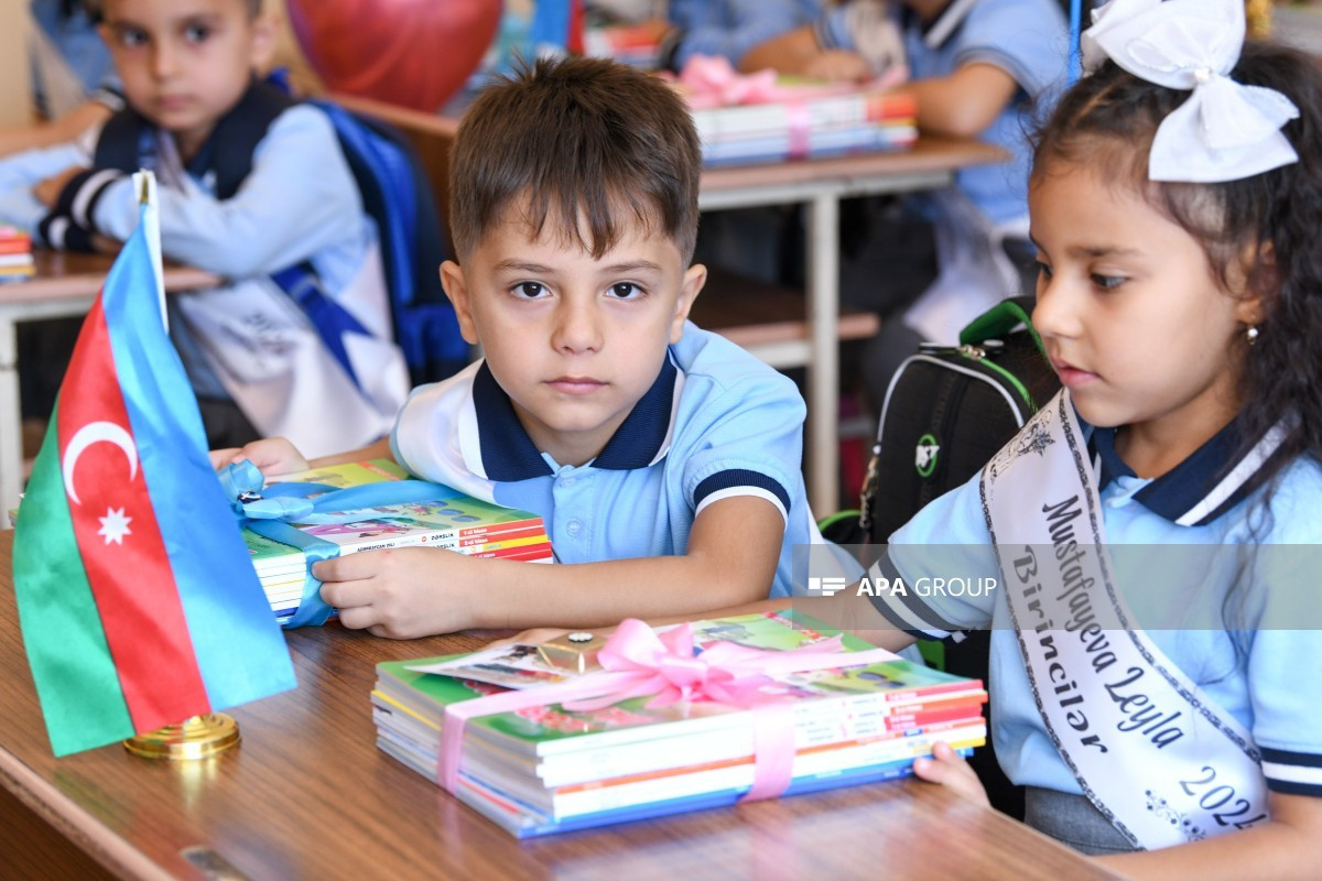 Azərbaycanda Bilik Günü  qeyd olunur