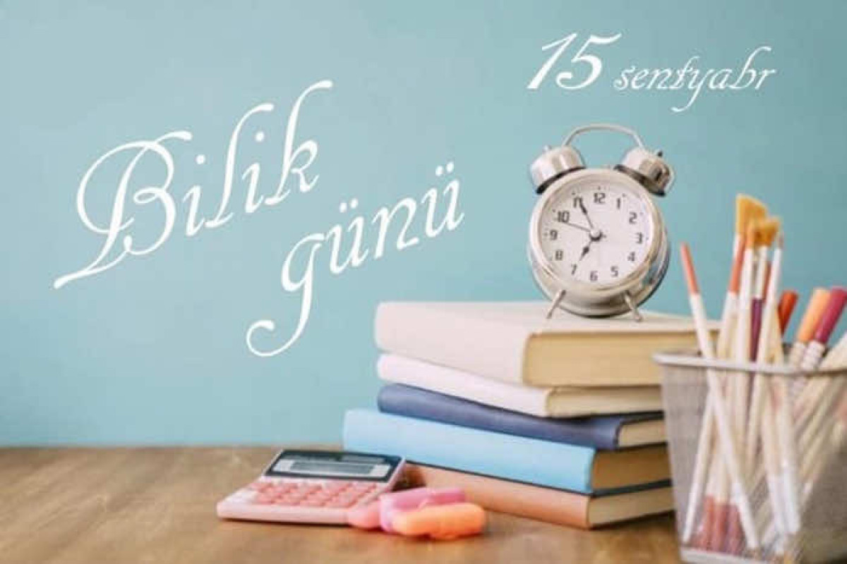 Rəngbərəng qələmlər, şəkilli dəftər, su qabı - Məktəb həyəcanının pərdəarxası 