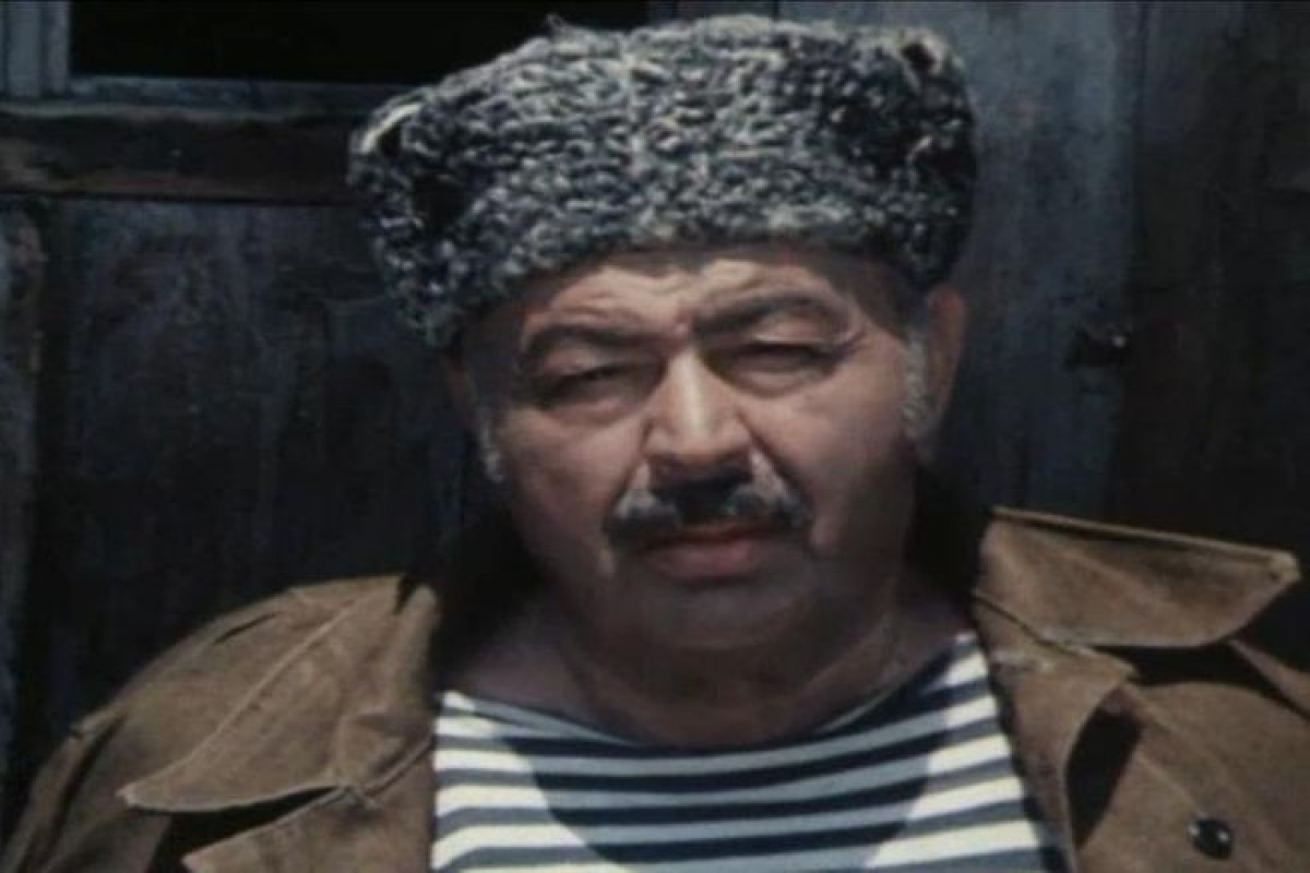 1064 dəfə oynanan “Vaqif”dən səssiz dəfnə qədər... - Adil İsgəndərov niyə teatrdan getmişdi? 