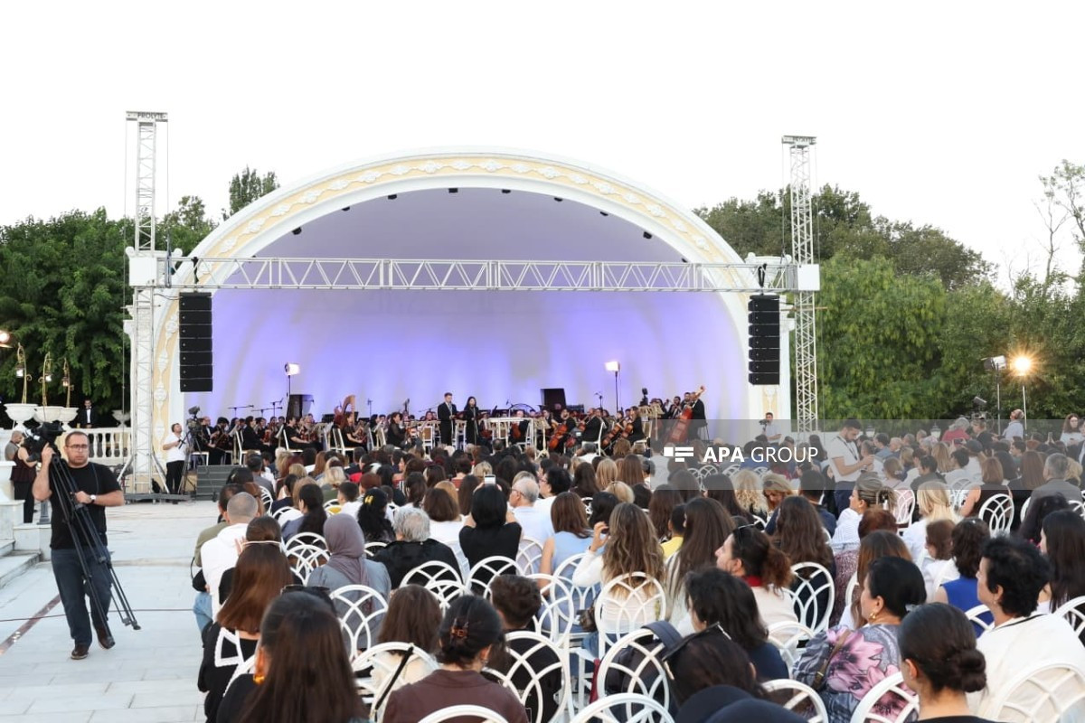 Üzeyir Hacıbəyli XVIII Beynəlxalq Musiqi Festivalının açılışı oldu 