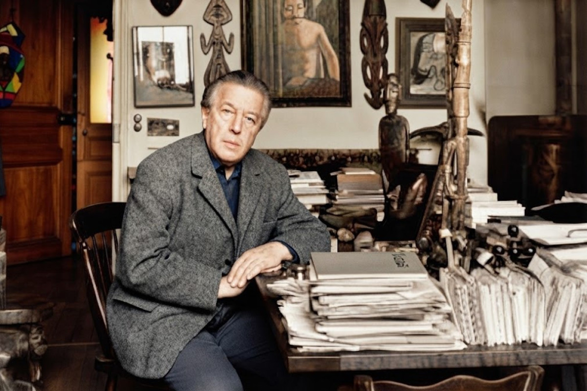 "Arzum budur ki, dəlilik həddinə çatacaq qədər seviləsən..." - Andre Breton  
